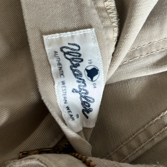 Khaki Vintage Wranglers, Size 27 - Picture 5 of 5
